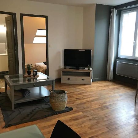 Brive City Center Apartment: Fiber Internet, AC & Free Parking Exterior photo