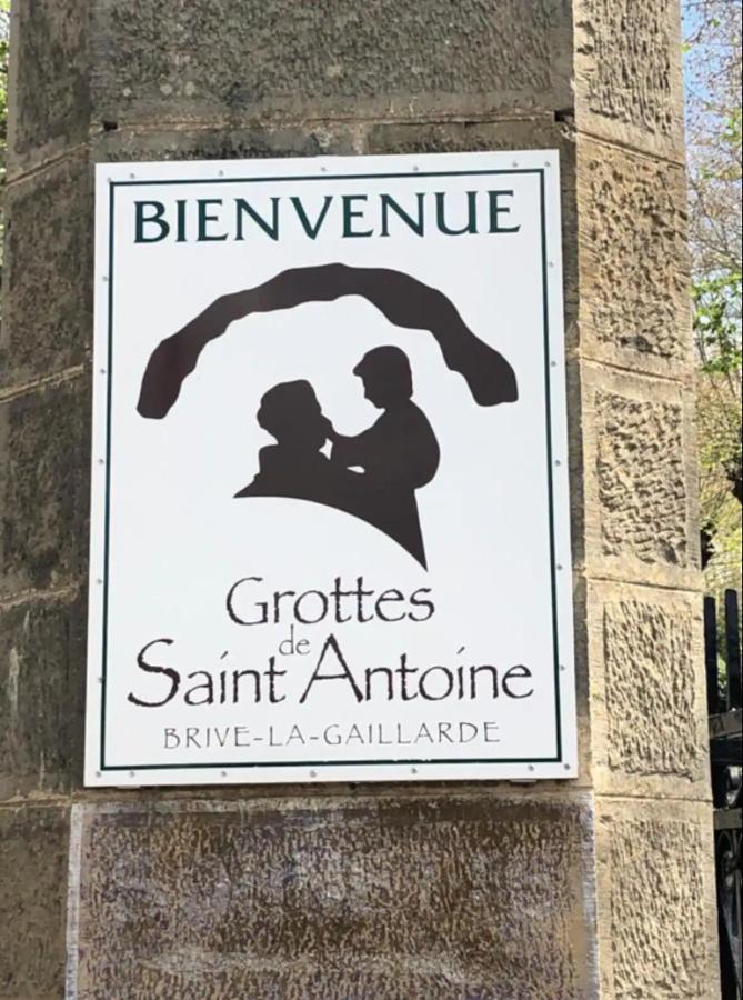 Brive City Center Apartment: Fiber Internet, AC & Free Parking Exterior photo