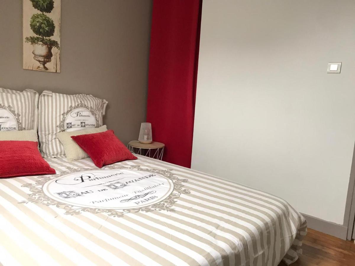 Brive City Center Apartment: Fiber Internet, AC & Free Parking Exterior photo